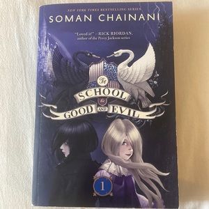 The School for Good and Evil vol. 1 by: Soman Chainani